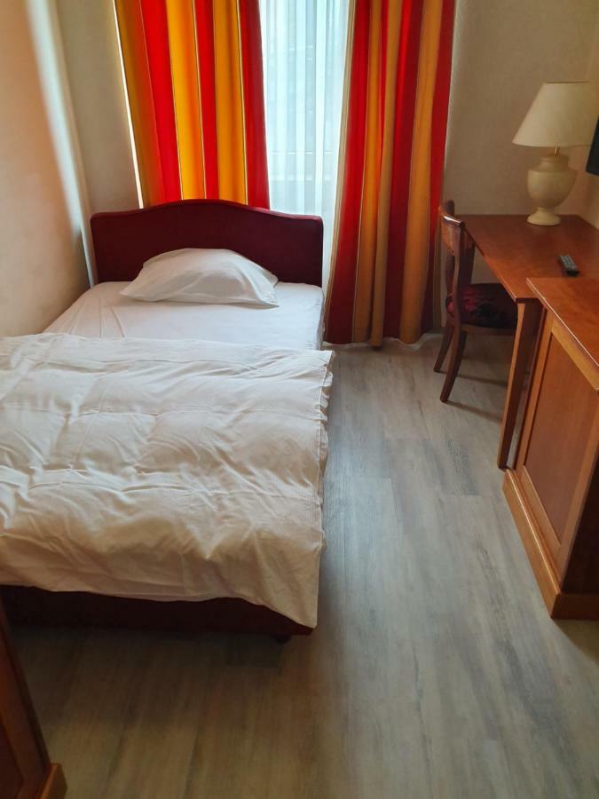 Hotel-Events Adlerpalast Rüsselsheim Dış mekan fotoğraf