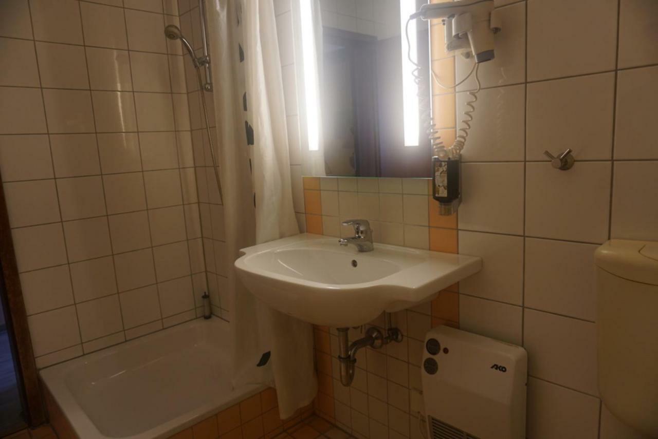 Hotel-Events Adlerpalast Rüsselsheim Dış mekan fotoğraf